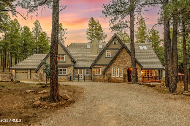 2750 W FOREST HILLS Drive, Flagstaff, AZ 86001