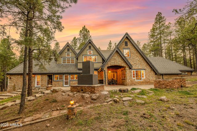2750 W FOREST HILLS Drive, Flagstaff, AZ 86001