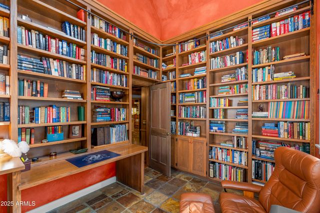 2750 W FOREST HILLS Drive, Flagstaff, AZ 86001