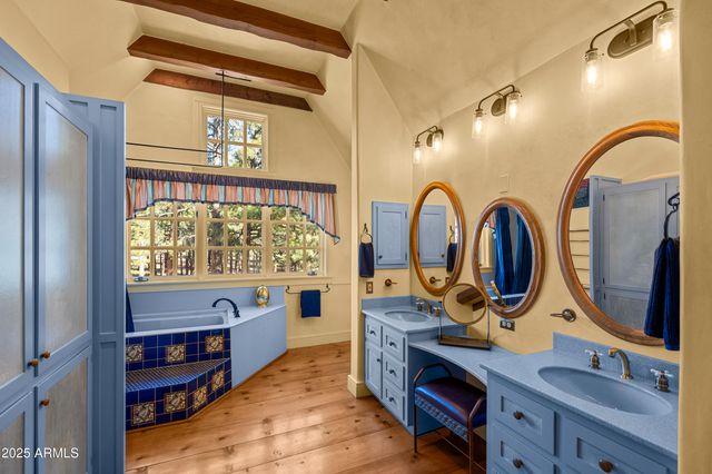 2750 W FOREST HILLS Drive, Flagstaff, AZ 86001