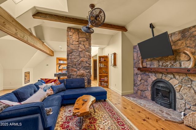 2750 W FOREST HILLS Drive, Flagstaff, AZ 86001