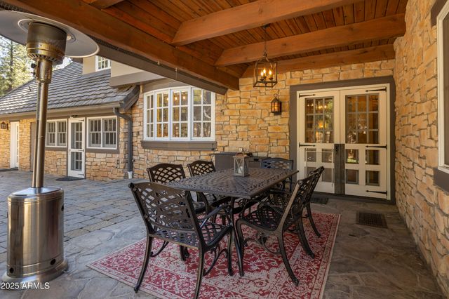 2750 W FOREST HILLS Drive, Flagstaff, AZ 86001