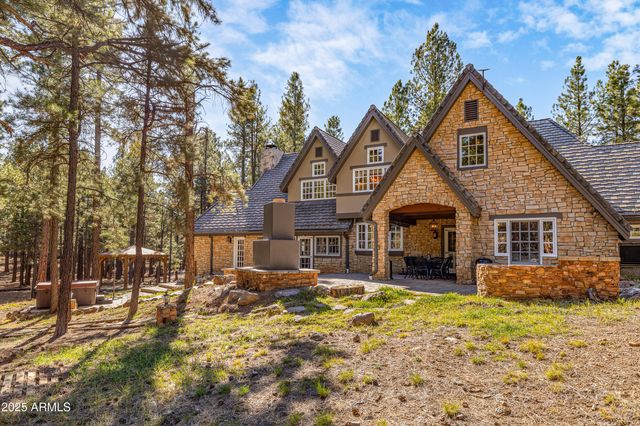 2750 W FOREST HILLS Drive, Flagstaff, AZ 86001