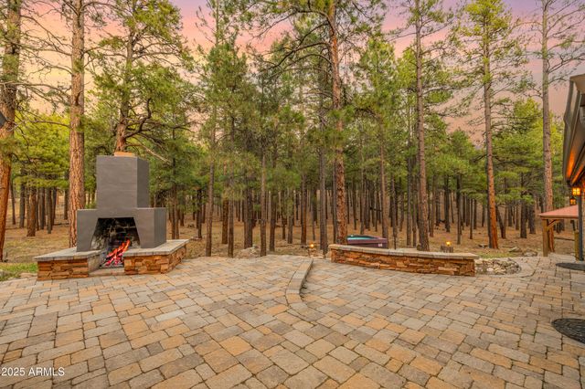 2750 W FOREST HILLS Drive, Flagstaff, AZ 86001