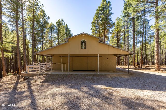 2750 W FOREST HILLS Drive, Flagstaff, AZ 86001