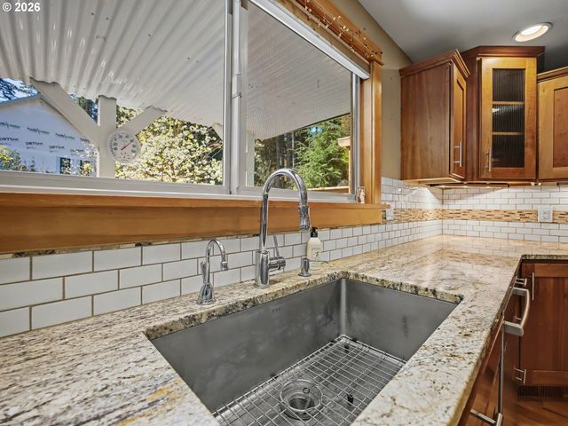 21010 E COUNTRY CLUB Rd, Brightwood, OR 97011