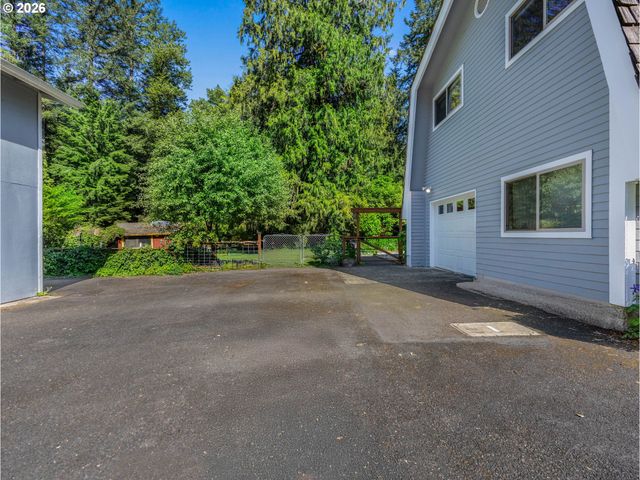 21010 E COUNTRY CLUB Rd, Brightwood, OR 97011