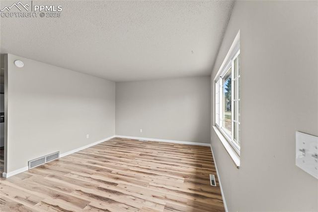 3915 Fetlock Circle, Colorado Springs, CO 80918