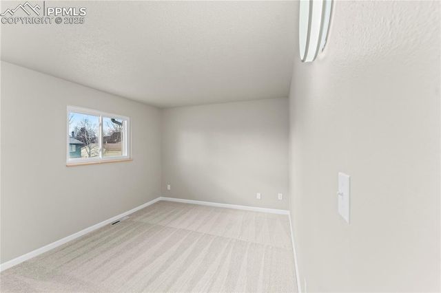 3915 Fetlock Circle, Colorado Springs, CO 80918