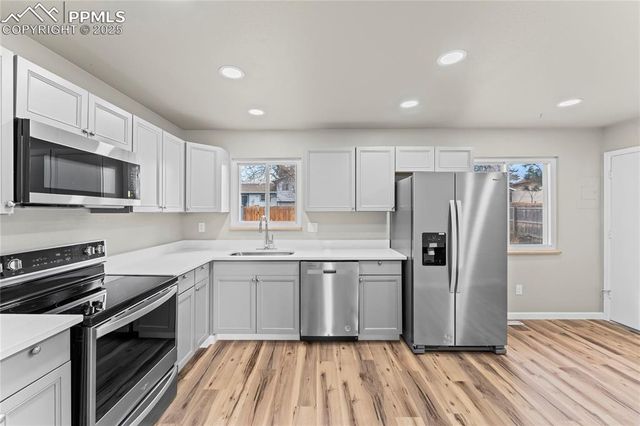 3915 Fetlock Circle, Colorado Springs, CO 80918