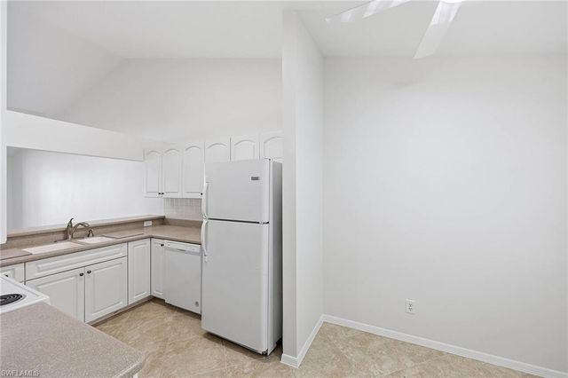 138 Pebble Shores DR 201, Naples, FL 34110