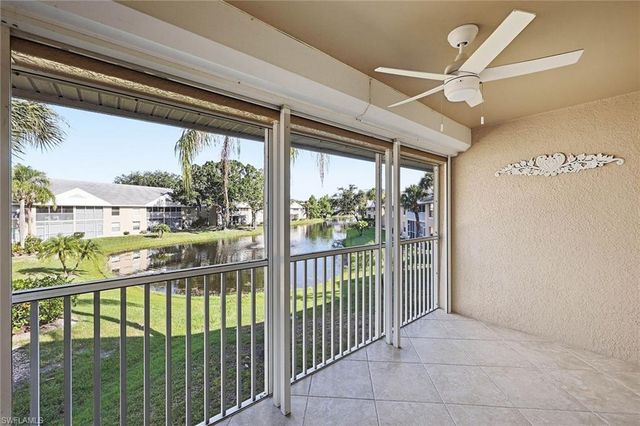 138 Pebble Shores DR 201, Naples, FL 34110