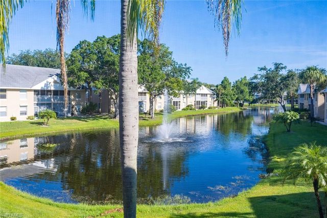 138 Pebble Shores DR 201, Naples, FL 34110