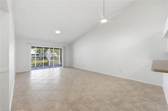 138 Pebble Shores DR 201, Naples, FL 34110