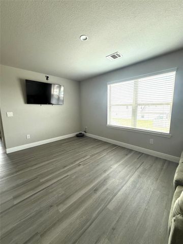 14510 Eaglefern Ln, Houston, TX 77068