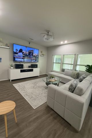 14510 Eaglefern Ln, Houston, TX 77068