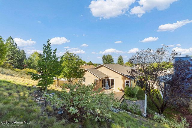 2212 N Columbine Ct, Post Falls, ID 83854