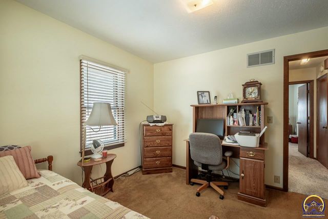 1038 SW Randolph AVE, Topeka, KS 66604