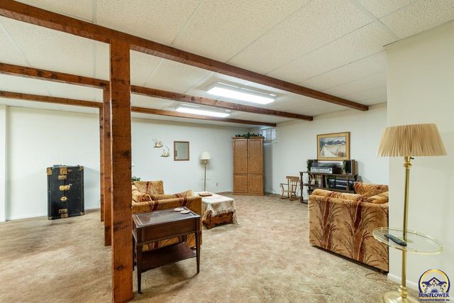 1038 SW Randolph AVE, Topeka, KS 66604