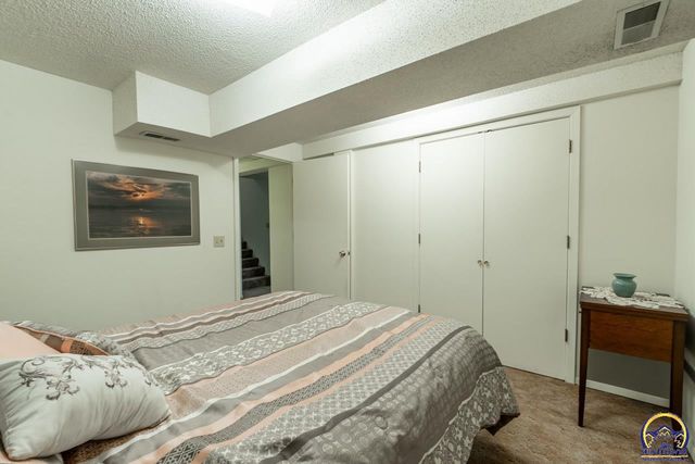 1038 SW Randolph AVE, Topeka, KS 66604