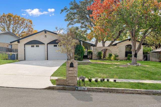 1510 Periwinkle St, San Antonio, TX 78232