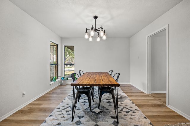 1510 Periwinkle St, San Antonio, TX 78232