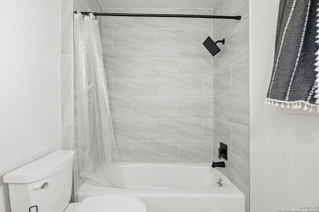 1510 Periwinkle St, San Antonio, TX 78232