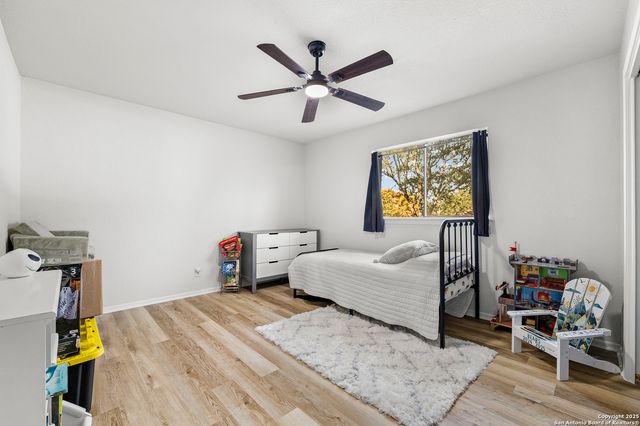 1510 Periwinkle St, San Antonio, TX 78232