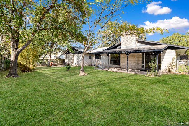 1510 Periwinkle St, San Antonio, TX 78232