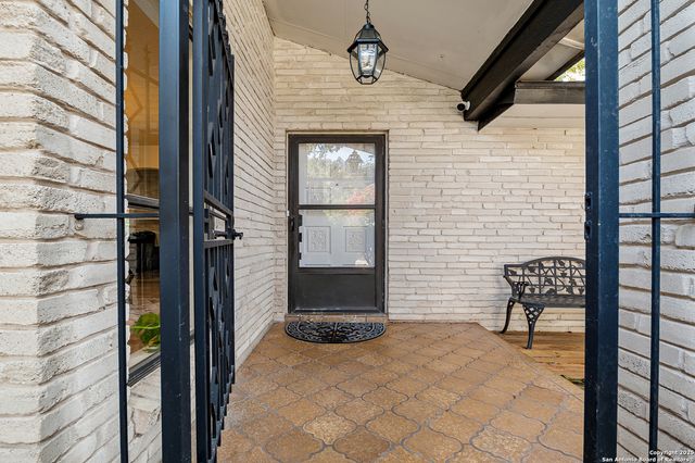 1510 Periwinkle St, San Antonio, TX 78232