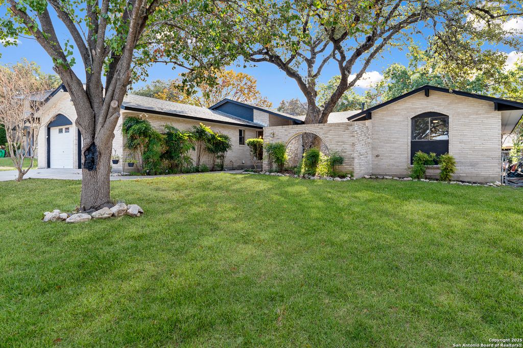 1510 Periwinkle St, San Antonio, TX 78232