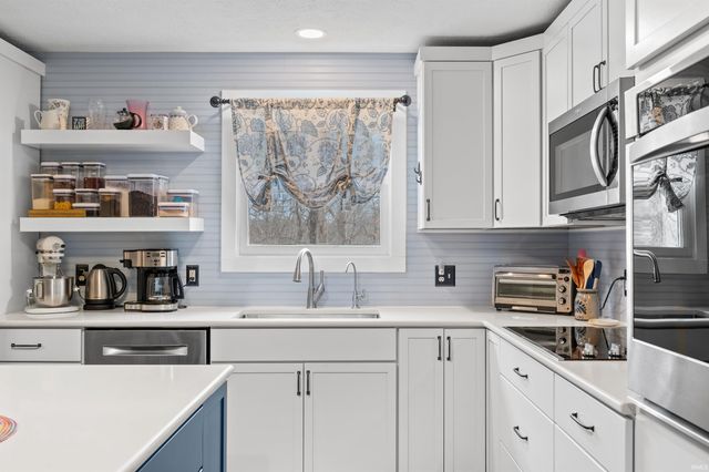 522 Sams Hill Road, Nashville, IN 47448