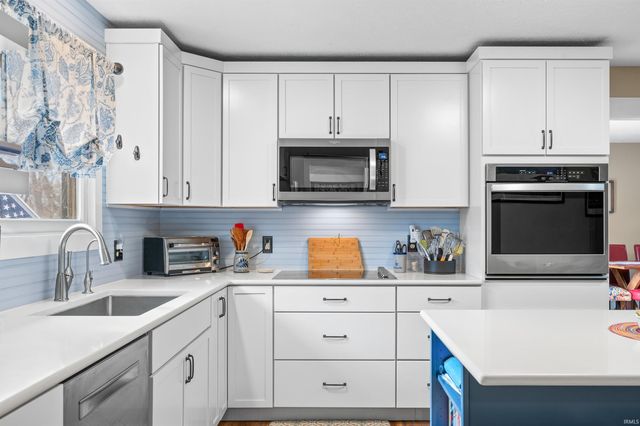 522 Sams Hill Road, Nashville, IN 47448