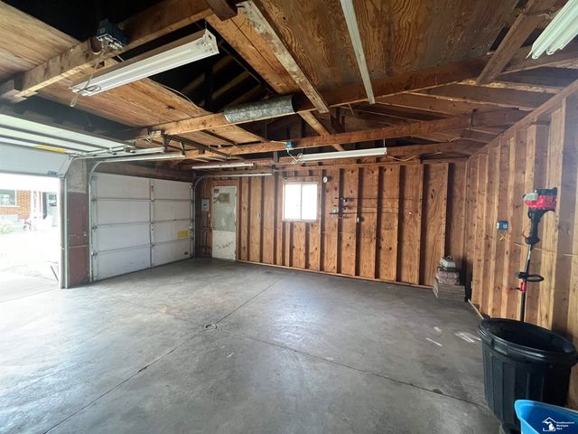 2071 Maplecrest Drive, Ash Twp, MI 48117