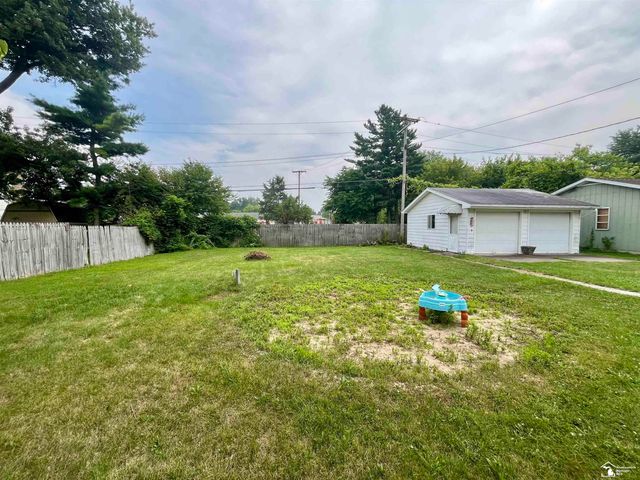 2071 Maplecrest Drive, Ash Twp, MI 48117