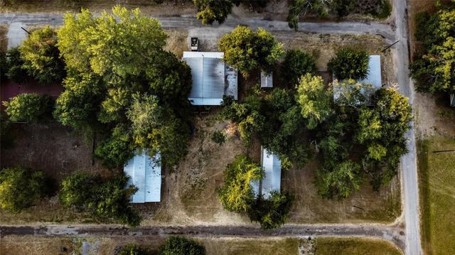 134 Maple Avenue, Streetman, TX 75859