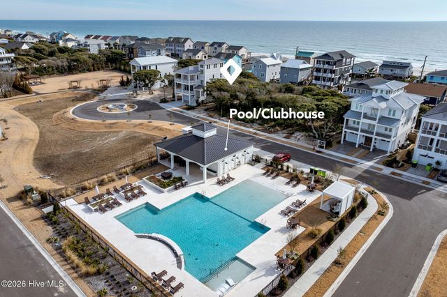 70 Peregrine Court, Holly Ridge, NC 28445