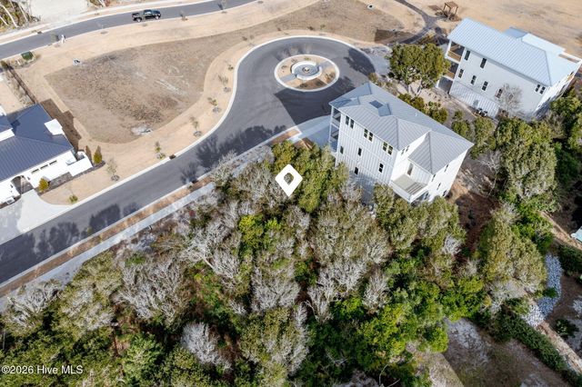 70 Peregrine Court, Holly Ridge, NC 28445