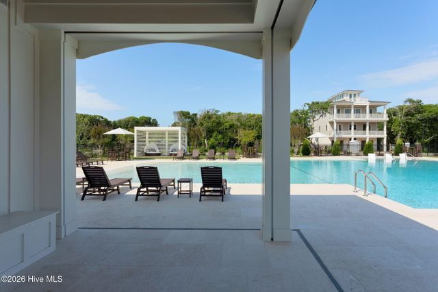 70 Peregrine Court, Holly Ridge, NC 28445