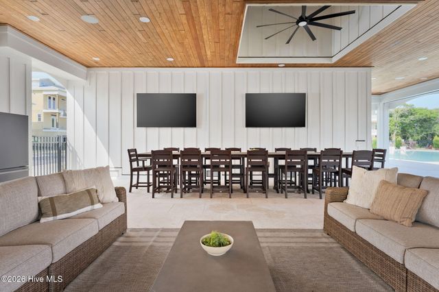 70 Peregrine Court, Holly Ridge, NC 28445