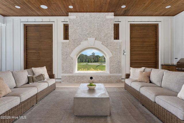 70 Peregrine Court, Holly Ridge, NC 28445