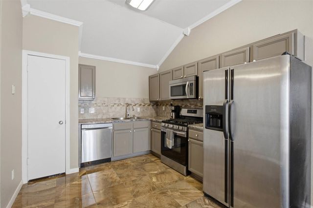 1522 Parkfield CIR, Round Rock, TX 78664