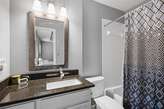 1522 Parkfield CIR, Round Rock, TX 78664