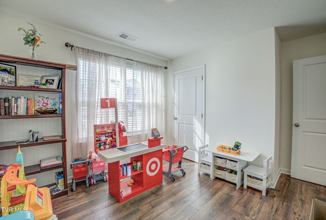 1048 Persimmon Hollow, Greeneville, TN 37745