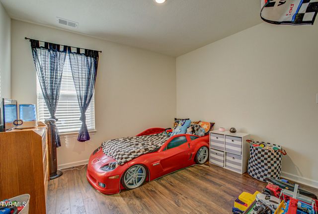 1048 Persimmon Hollow, Greeneville, TN 37745