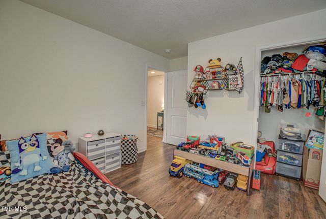 1048 Persimmon Hollow, Greeneville, TN 37745