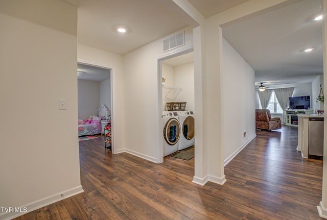 1048 Persimmon Hollow, Greeneville, TN 37745