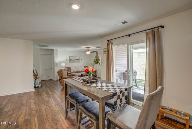 1048 Persimmon Hollow, Greeneville, TN 37745