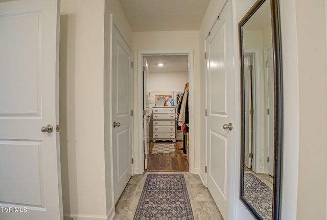 1048 Persimmon Hollow, Greeneville, TN 37745