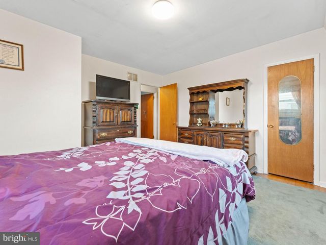 3414 HOLYOKE RD, Philadelphia, PA 19114